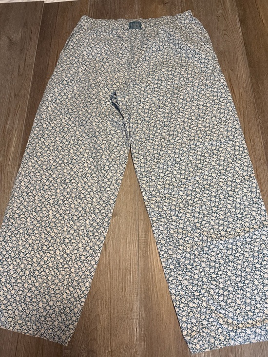 Victoria's Secret Other - Victoria's Secret Teal and White Floral Pajama Pants